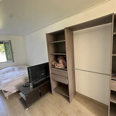 Dans Maison 2 *